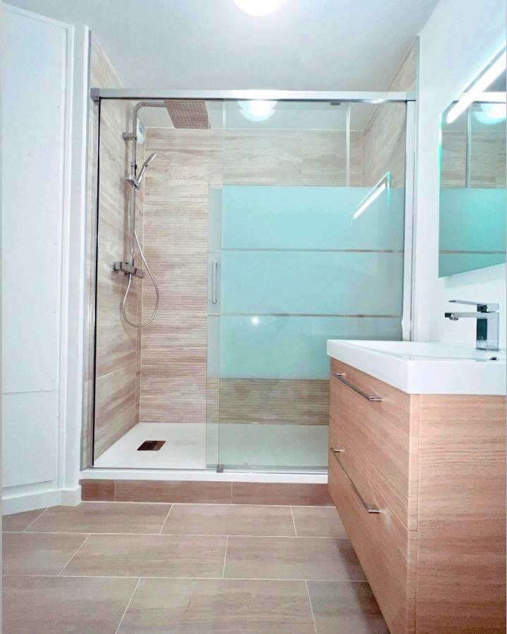 Expert en construction de salle de bain Montlhéry